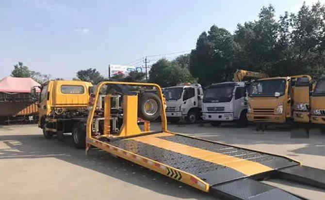 昭觉汽车中途维修案例